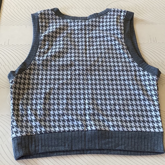 Mixed Threads Houndstooth Vest In Grey Size Large. - Picture 2 of 3